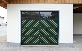 Türen und Tore aus Metall
